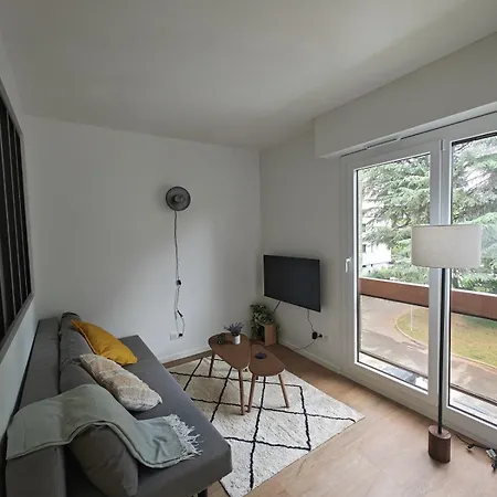 Apartment Les Glieres - Confortable Et Au Calme